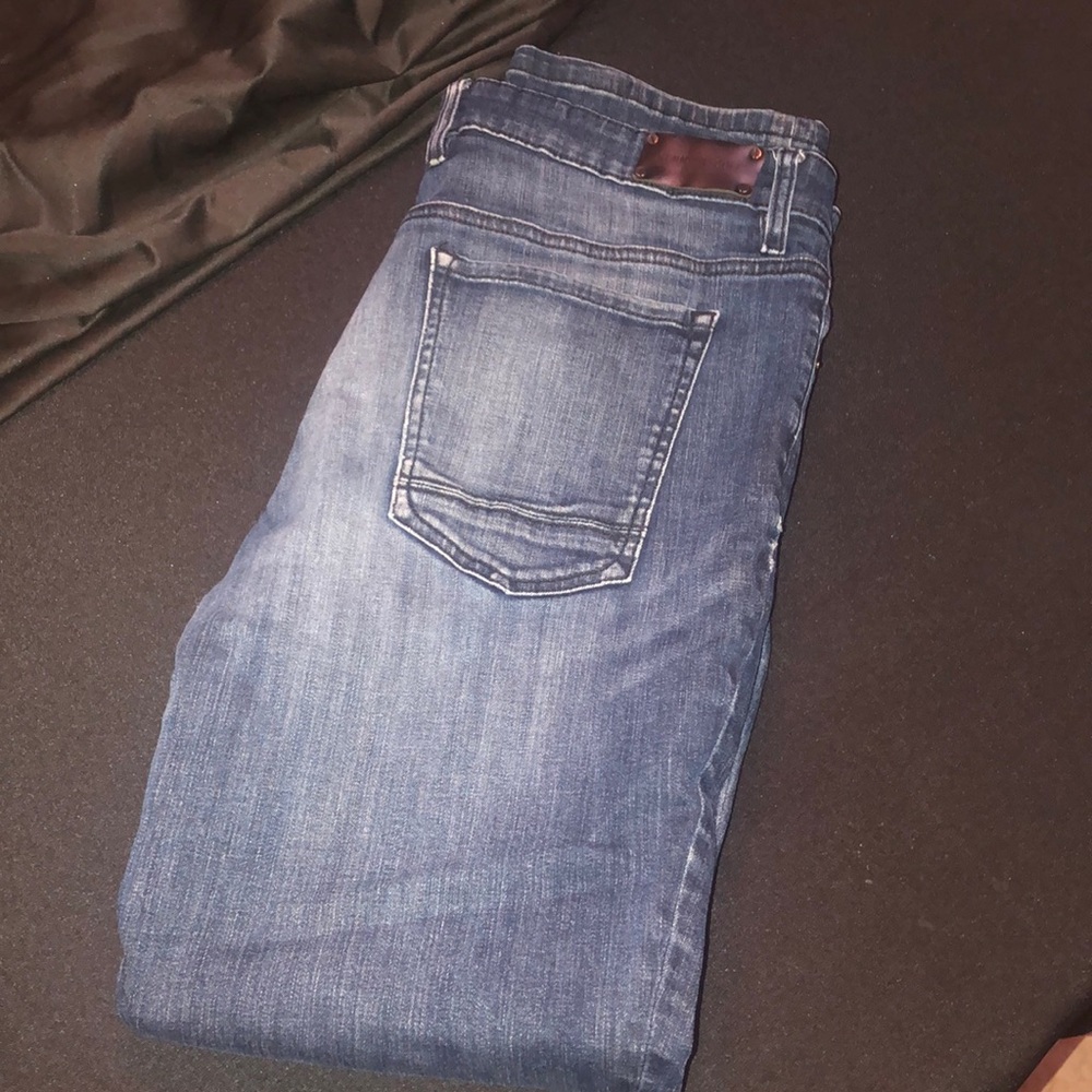 Kenneth Cole men’s jeans